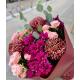 Стильный осенний букет из хризантемы Бигуди рэд, кустовой розы Бомбастик